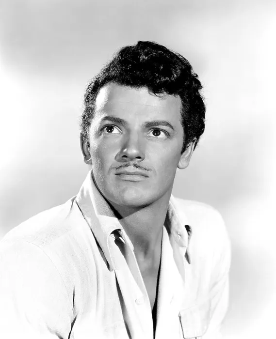 Framed Print : THE BANDIT OF SHERWOOD FOREST, Cornel Wilde, 1945 Framed Print : THE BANDIT OF SHERWOOD FOREST, Cornel Wilde, 1945