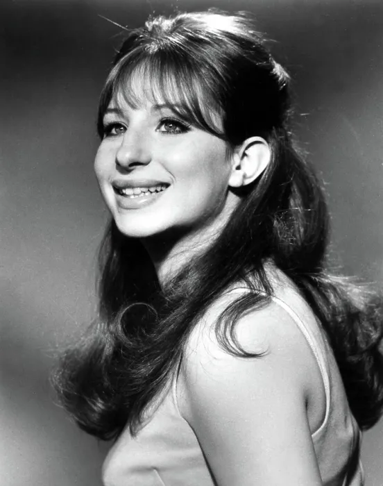 Framed Print : BARBRA STREISAND, early 1960s Framed Print : BARBRA STREISAND, early 1960s