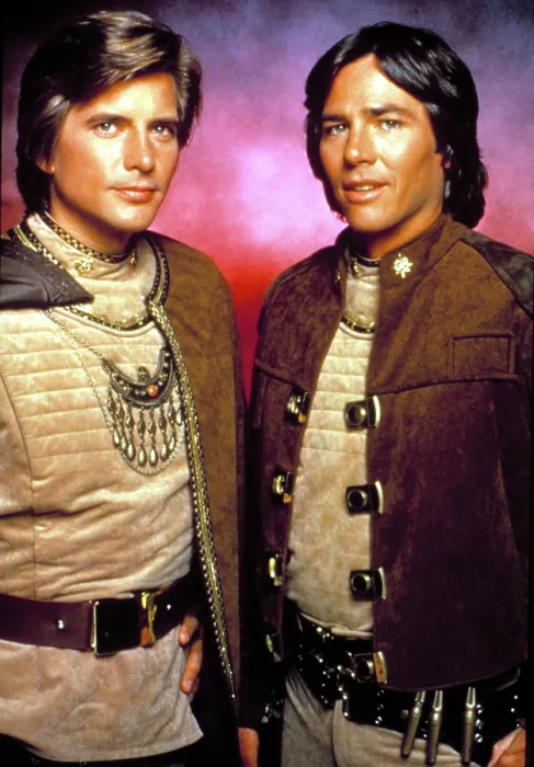 Framed Print : BATTLESTAR GALACTICA, Dirk Benedict, Richard Hatch, 1978 - 1979 Framed Print : BATTLESTAR GALACTICA, Dirk Benedict, Richard Hatch, 1978 - 1979