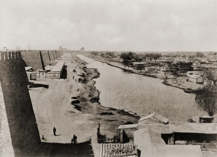 Framed Print : Beijing end of the China's ancient Grand Canal the world's oldest and longest. Its construction began in the 5th century B.C