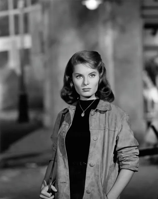 Framed Print : Belinda Lee, 1957