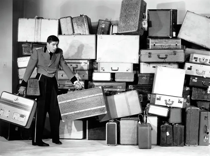 Framed Print : THE BELLBOY, Jerry Lewis, 1960 Framed Print : THE BELLBOY, Jerry Lewis, 1960
