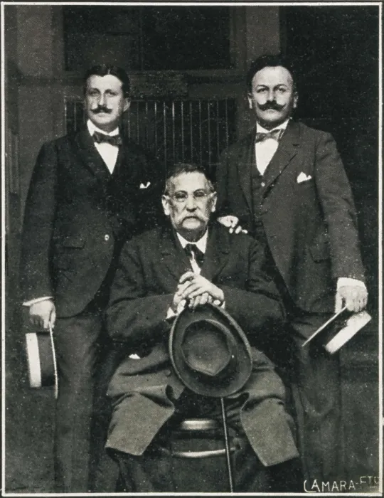 Framed Print : Benito Prez Galds with the brothers Serafn and Joaqun Alvarez Quintero at the theatre adaptation executed by the brothers of his work 'Marianela' (Madrid, 1914)