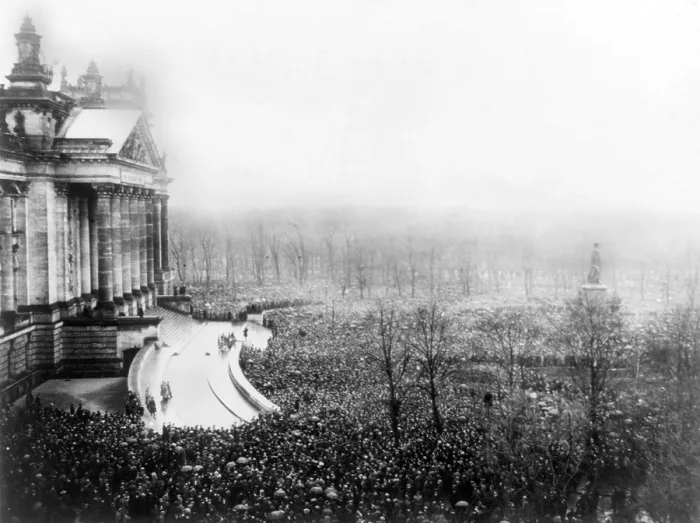 Framed Print : Berlin, demonstrations on the re-opening day of the National convent