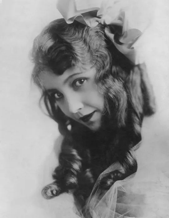 Framed Print : Bessie Love, 1910s