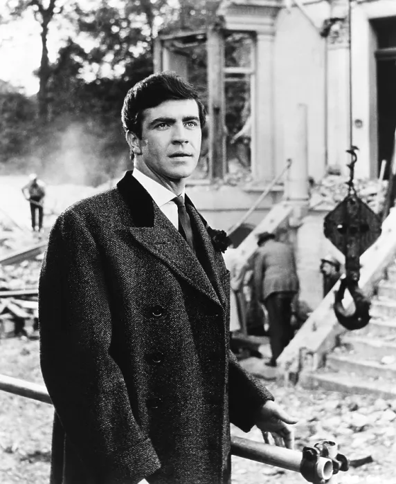 Framed Print : NOTHING BUT THE BEST, Alan Bates, 1964 Framed Print : NOTHING BUT THE BEST, Alan Bates, 1964