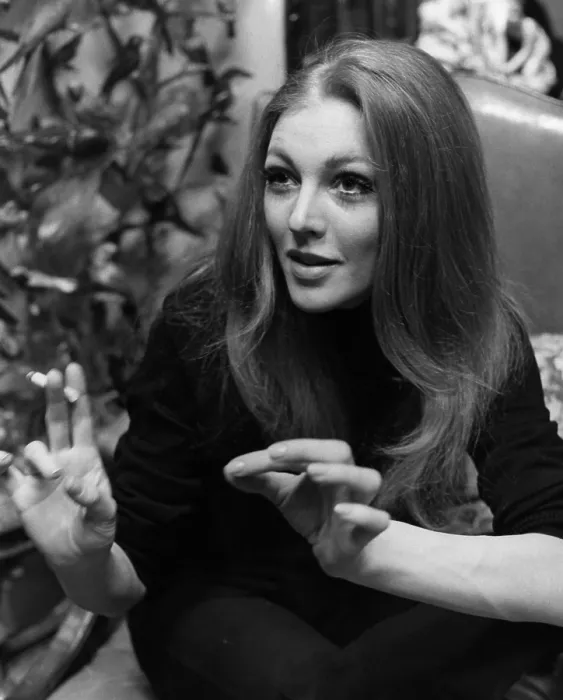 Framed Print : THE BEST HOUSE IN LONDON, Joanna Pettet, on-set, 1969