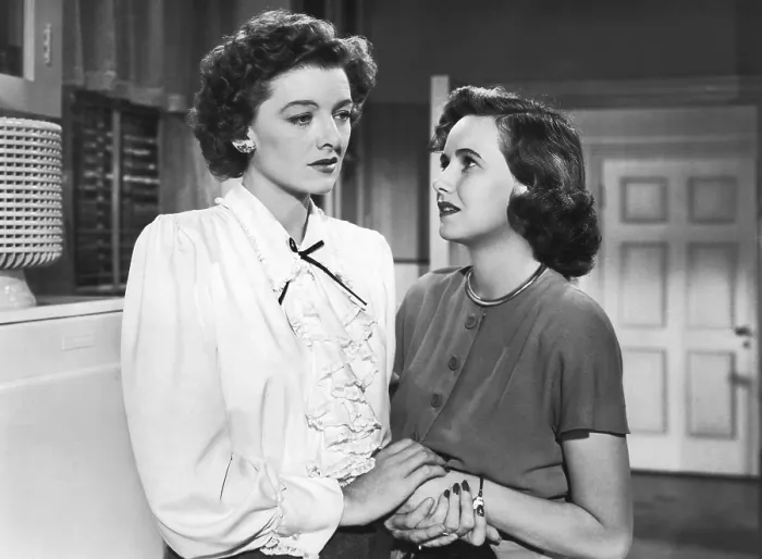 Framed Print : THE BEST YEARS OF OUR LIVES, from left: Myrna Loy, Teresa Wright, 1946