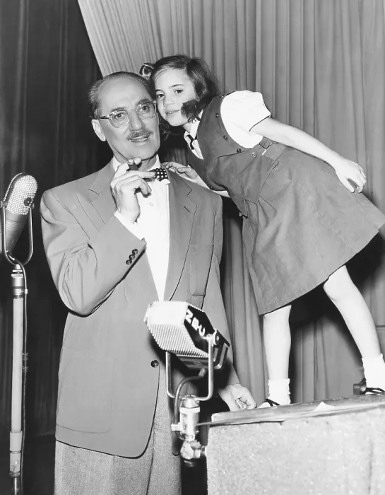 Framed Print : YOU BET YOUR LIFE, from left: Groucho Marx (host), Melinda Marx (daughter), (1953), 1951-1961 Framed Print : YOU BET YOUR LIFE, from left: Groucho Marx (host), Melinda Marx (daughter), (1953), 1951-1961