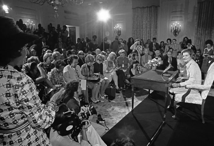 Framed Print : Betty Ford hosts her first press conference as First Lady in White House State Dining Room Framed Print : Betty Ford hosts her first press conference as First Lady in White House State Dining Room
