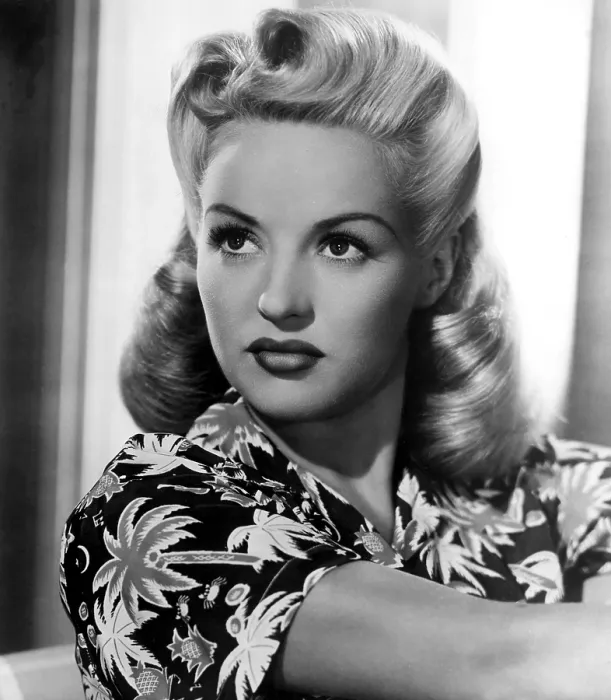 Framed Print : BETTY GRABLE, 20th Century-Fox, 1940s