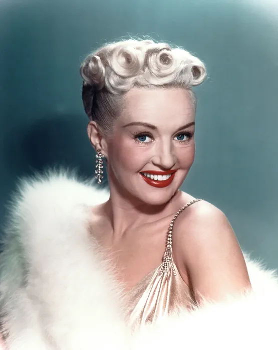 Framed Print : BETTY GRABLE