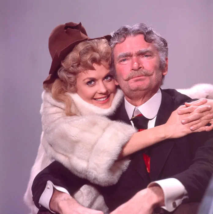 Framed Print : BEVERLY HILLBILLIES, Buddy Ebsen, Donna Douglas, 1962-1971