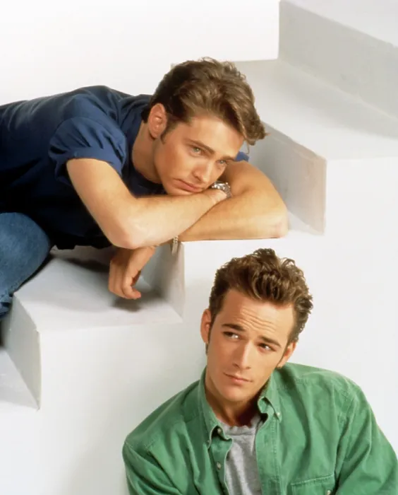 Framed Print : BEVERLY HILLS, 90210, Jason Priestley, Luke Perry, 1990-2000