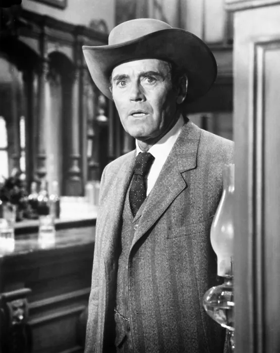 Framed Print : A BIG HAND FOR THE LITTLE LADY, Henry Fonda, 1966