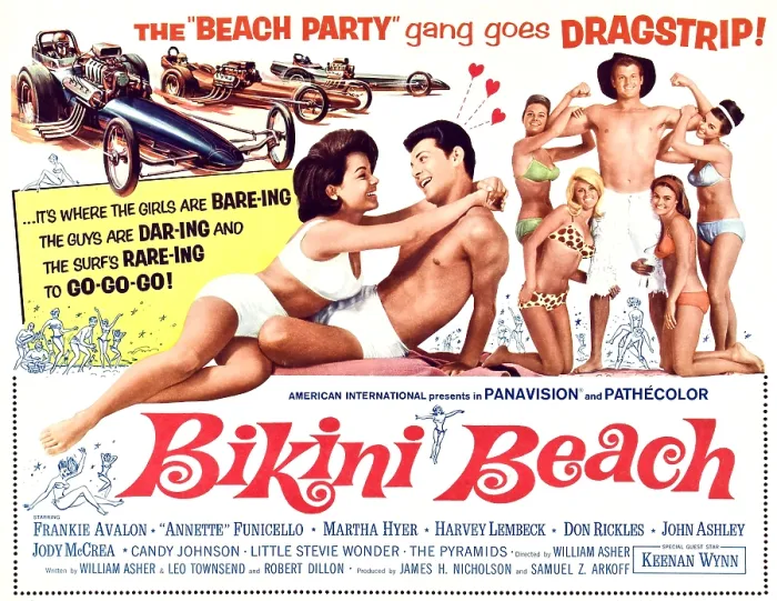 Framed Print : BIKINI BEACH, left: Annette Funicello; center: Frankie Avalon; Mary Hughes (blonde girl, kneeling}; Jody McCrea (muscle man in hat); Linda Opie (girl with headband, right), 1964