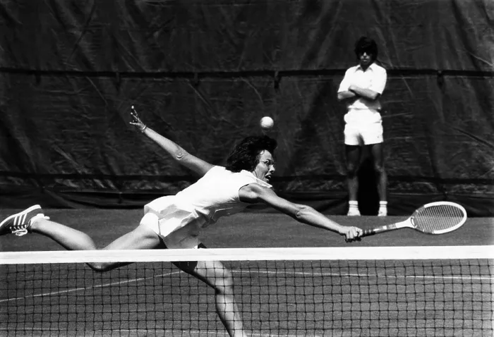 Framed Print : Billie Jean King competing in the U.S. Open Tennis Championships, Forest Hills, New York, August 31, 1972.. Courtesy: CSU Archives  /  Everett Collection