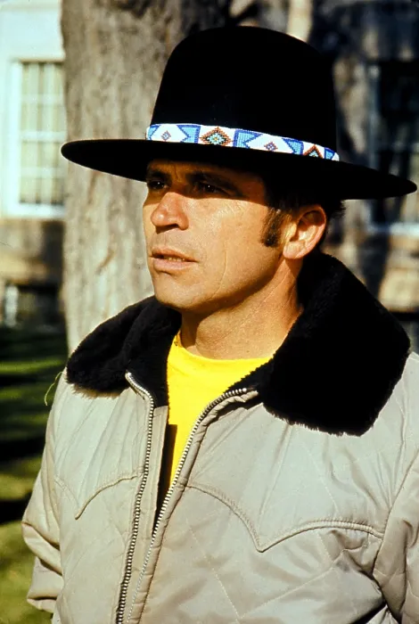 Framed Print : BILLY JACK, Tom Laughlin, 1971 Framed Print : BILLY JACK, Tom Laughlin, 1971