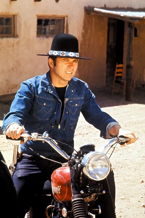 Framed Print : BILLY JACK, Tom Laughlin, 1971