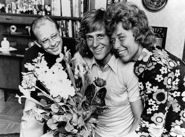 Framed Print : Bjorn Borg in Sweden with his parents, Rune and Margaretha, on his 18th birthday, 1974. Courtesy: CSU Archives / Everett Collection