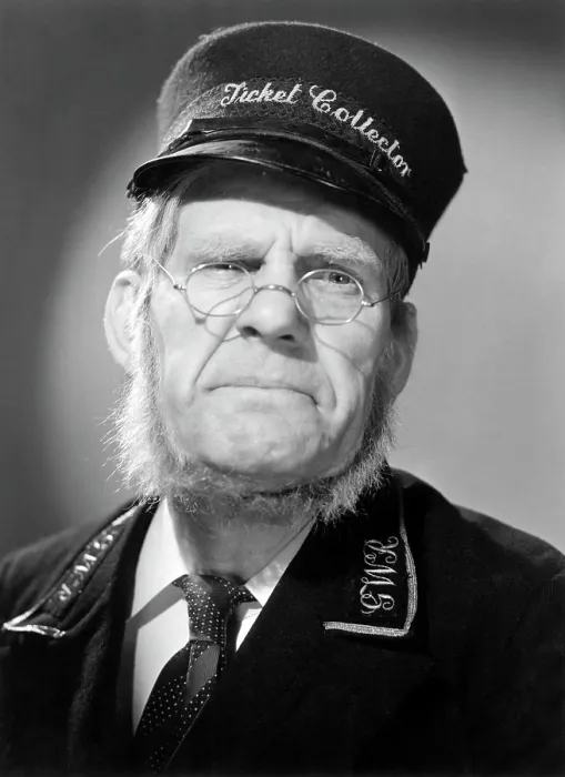 Framed Print : THE BLACK SHEEP OF WHITEHALL, Will Hay, 1942
