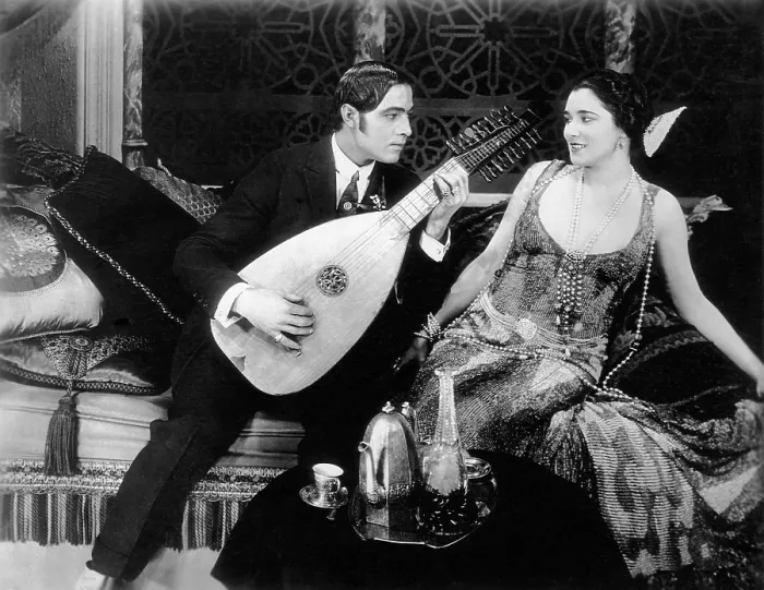 Framed Print : BLOOD AND SAND, Rudolph Valentino, Nita Naldi, 1922 Framed Print : BLOOD AND SAND, Rudolph Valentino, Nita Naldi, 1922