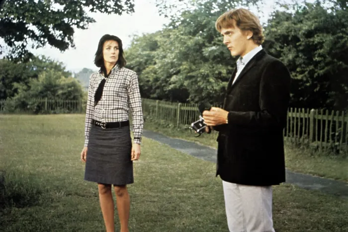 Framed Print : BLOWUP, (aka BLOW UP, aka BLOW-UP), Vanessa Redgrave, David Hemmings, 1966