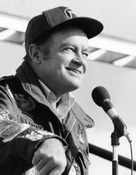 Framed Print : Bob Hope in Okinawa, USO Tour, 1971