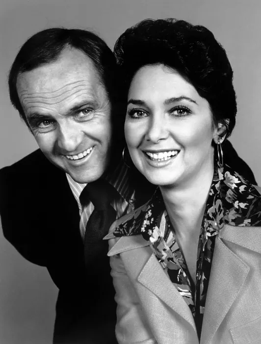 Framed Print : THE BOB NEWHART 19TH ANNIVERSARY SPECIAL, from left: Bob Newhart, Suzanne Pleshette, 1991