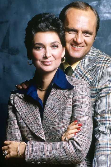 Framed Print : THE BOB NEWHART SHOW, from left: Suzanne Pleshette, Bob Newhart, 1973, 1972-1978 Framed Print : THE BOB NEWHART SHOW, from left: Suzanne Pleshette, Bob Newhart, 1973, 1972-1978