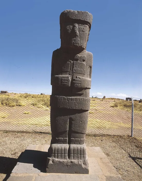 Framed Print : BOLIVIA. LA PAZ. Tiahuanaco. Kalasasaya Temple. Anthropomorphous monolith. Sculpture. AISA / Everett Collection**US SALES ONLY**