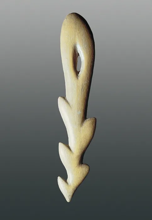 Framed Print : Bone harpoon. Upper Paleolithic. Magdalenian. Sculpture on ivory. - BeBa / Iberfoto / Everett Collection (229898)**US SALES ONLY** Framed Print : Bone harpoon. Upper Paleolithic. Magdalenian. Sculpture on ivory. - BeBa / Iberfoto / Everett Collection (229898)**US SALES ONLY**