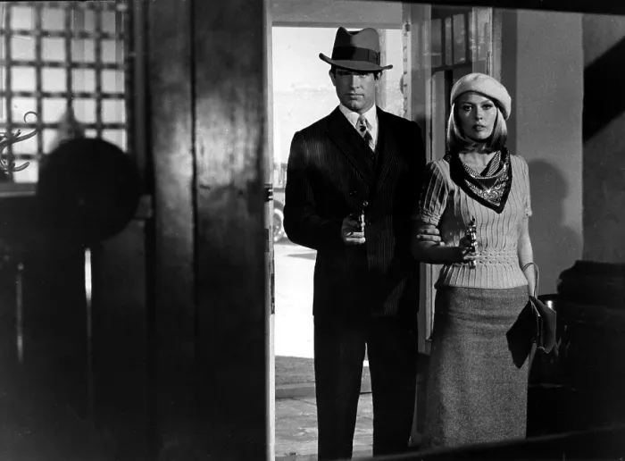 Framed Print : BONNIE AND CLYDE, Warren Beatty, Faye Dunaway, 1967