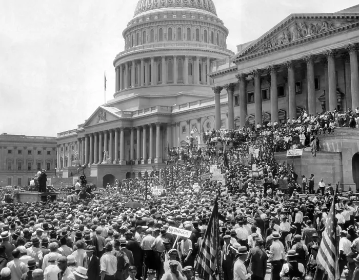 Framed Print : Bonus Army protesting on the steps of the Senate Wing of the Capitol. 10, 000 marched against the adjournment of Congress before the Senate voted on the Bonus Bill. July 5, 1932 Framed Print : Bonus Army protesting on the steps of the Senate Wing of the Capitol. 10, 000 marched against the adjournment of Congress before the Senate voted on the Bonus Bill. July 5, 1932