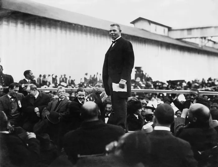 Framed Print : Booker T. Washington (1856-1915), standing on a stage in Mound Bayou, Mississippi, 1912 Framed Print : Booker T. Washington (1856-1915), standing on a stage in Mound Bayou, Mississippi, 1912