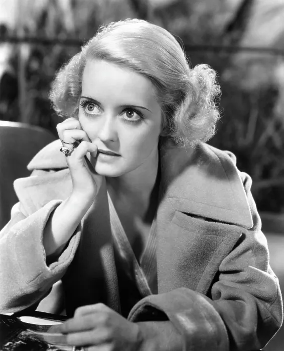 Framed Print : BORDERTOWN, Bette Davis, 1935