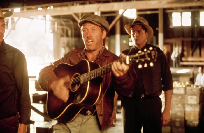 Framed Print : BOUND FOR GLORY, David Carradine, 1976