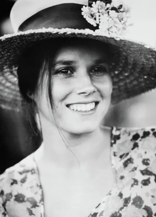 Framed Print : BOXCAR BERTHA, Barbara Hershey, 1972 Framed Print : BOXCAR BERTHA, Barbara Hershey, 1972