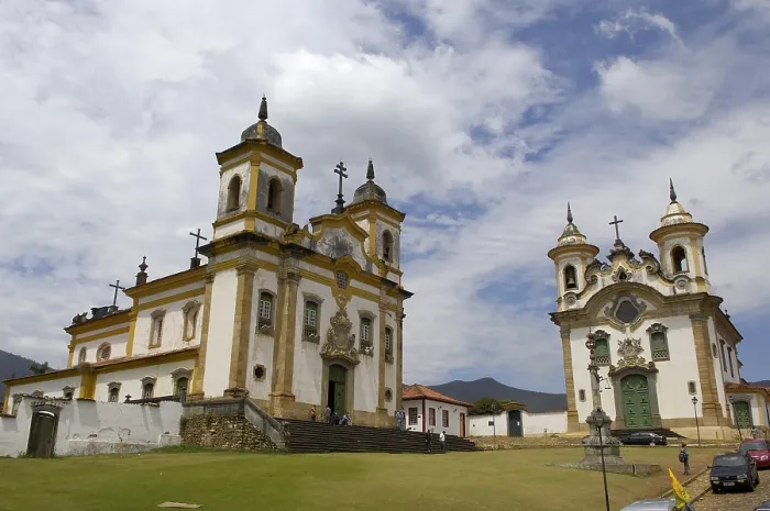 Framed Print : BRAZIL. Mariana. Square Minas Gerais. Church of Carmen and Church of St. Francis of Assisi. Colonial baroque. - Rafa Perez / Iberfoto / Everett Collection (305668)**US SALES ONLY**