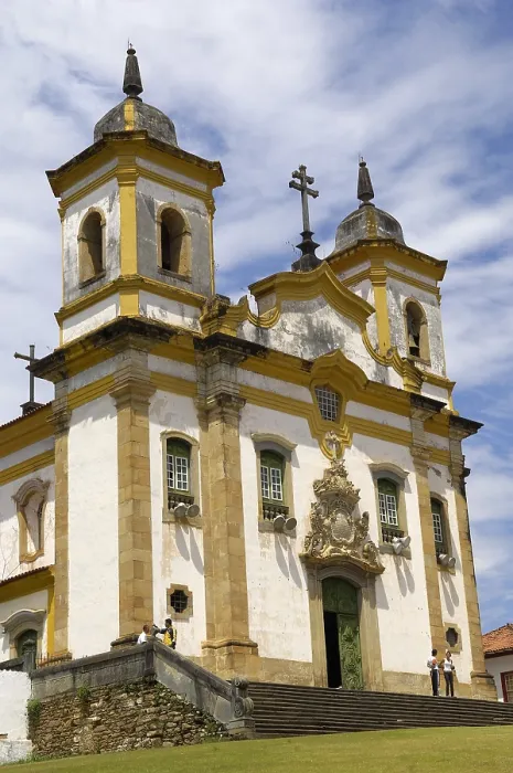 Framed Print : BRAZIL. Mariana. Square Minas Gerais. Church of St. Francis of Assisi. Colonial baroque. Architecture. - Rafa Perez / Iberfoto / Everett Collection (384364)**US SALES ONLY**