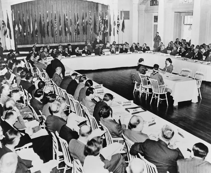 Framed Print : Breton Woods Conference at the Mount Washington Hotel, July 1944. Delegates at the United Nations Monetary and Financial Conference which defined Post-WW2 economic structures
