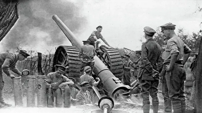 Framed Print : A British heavy gun in action, British soldiers preparing artillery shells and manning a large artillery piece, circa 1914-1918 Framed Print : A British heavy gun in action, British soldiers preparing artillery shells and manning a large artillery piece, circa 1914-1918