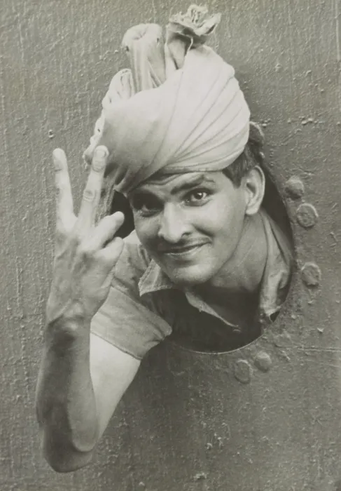 Framed Print : British Indian soldier he gives the V sign from a port-hole of a ship on arrival in Singapore. Dec. 1941. World War 2. (BSLOC_2014_10_146) Framed Print : British Indian soldier he gives the V sign from a port-hole of a ship on arrival in Singapore. Dec. 1941. World War 2. (BSLOC_2014_10_146)