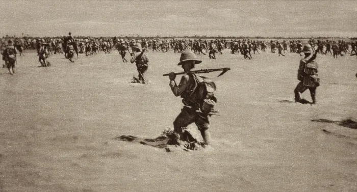 Framed Print : British invaders advancing through flooded Mesopotamia in 1916. They met strong Turkish resistance, but finally entered Baghdad on March 17, 1917. (BSLOC_2012_4_7) Framed Print : British invaders advancing through flooded Mesopotamia in 1916. They met strong Turkish resistance, but finally entered Baghdad on March 17, 1917. (BSLOC_2012_4_7)