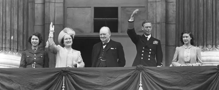 Framed Print : British Royal Family waves to crowds on Victory in Europe Day, May 8, 1945. Prime Minister Winston Churchill takes the central position of honor on the Buckingham Palace balcony Framed Print : British Royal Family waves to crowds on Victory in Europe Day, May 8, 1945. Prime Minister Winston Churchill takes the central position of honor on the Buckingham Palace balcony