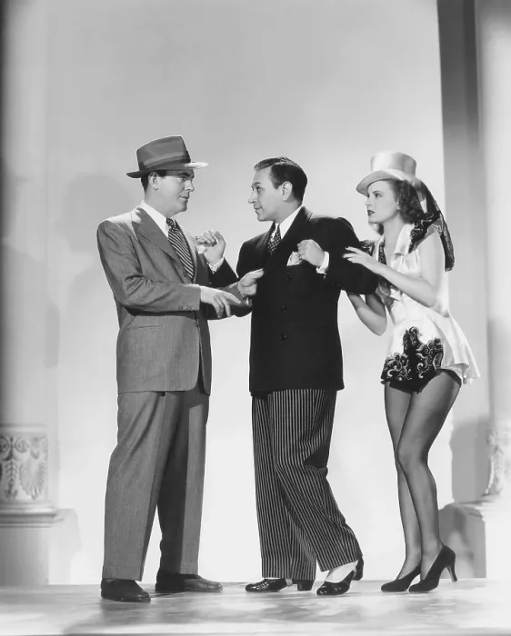 Framed Print : BROADWAY, from left: Pat O'Brien, George Raft, Janet Blair, 1942