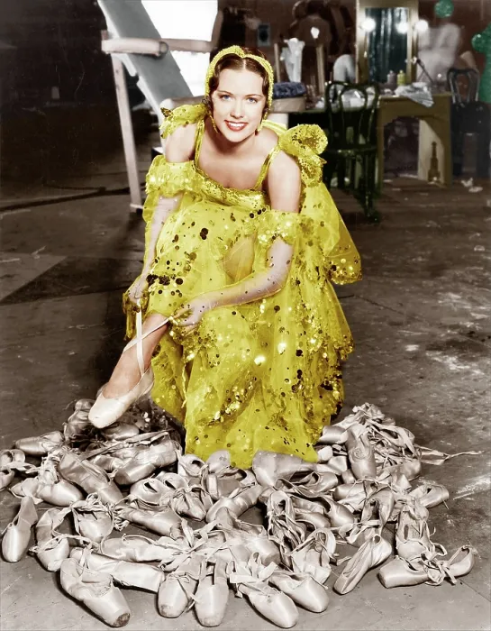 Framed Print : BROADWAY MELODY OF 1936, Eleanor Powell, on set, 1935