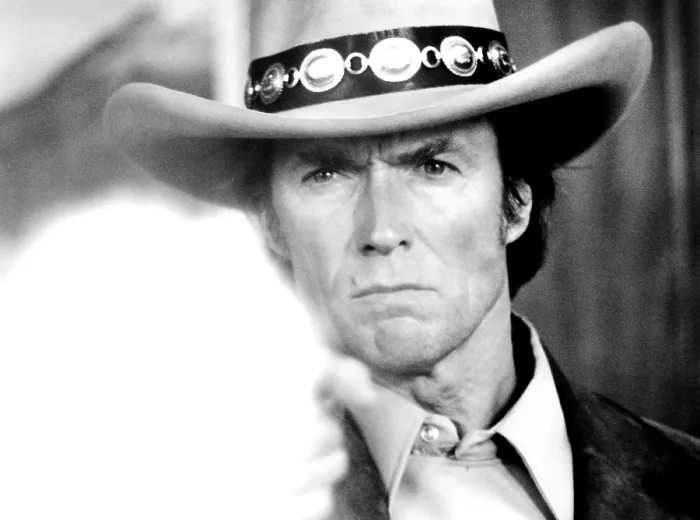 Framed Print : BRONCO BILLY, Clint Eastwood, 1980. Warner Bros. / courtesy Everett Collection