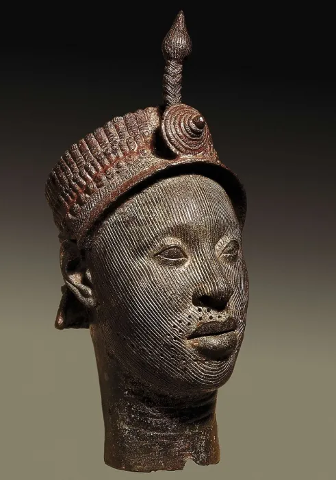 Framed Print : Bronze head with beaded crown and plume. 12th-14th c. King of Oni, king of Ife. Yoruba art. Sculpture on bronze. UNITED KINGDOM. London. The British Museum. Proc: NIGERIA. Ife