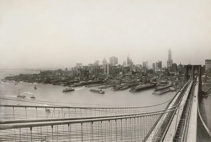 Framed Print : Brooklyn Bridge and skyline of New York City's Financial District in 1918. Photo was taken from the Bridge's east tower (BSLOC_2018_2_167)